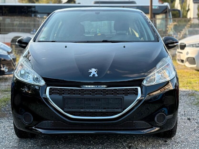 Peugeot 208 74.000 km 5.199 € Mainz kastel 55252