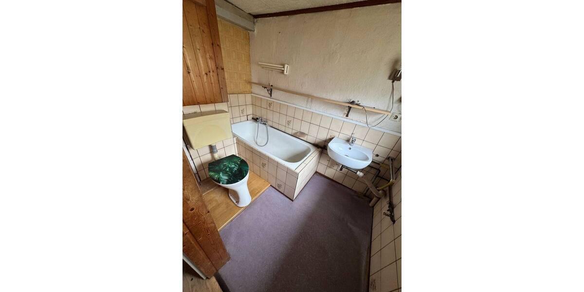 Mehrfamilienhaus, Wohnhaus Bernburg - 1 Zimmer, 120 m&sup2;, 43.000&euro; | Angebot:26170530