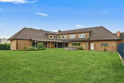 Haus zum Kaufen in Stadtlohn 649.000 € 286.75 m²