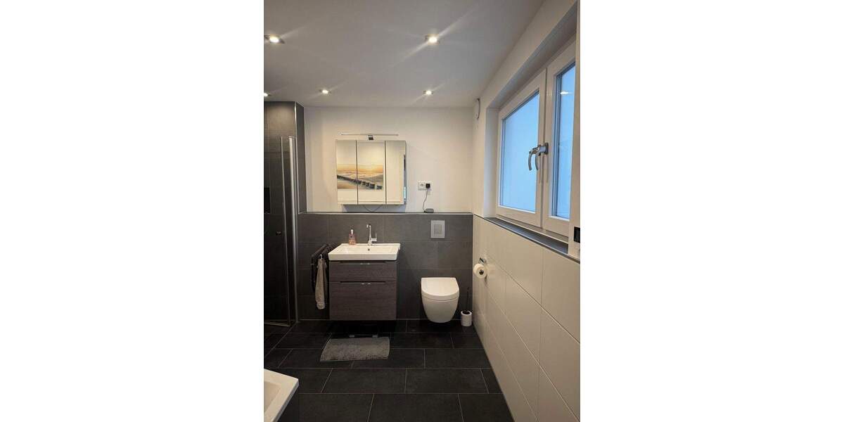 Etagenwohnung Oberhausen Klosterhardt-Nord - 3 Zimmer, 96 m&sup2;, 359.000&euro; | Angebot:24711885