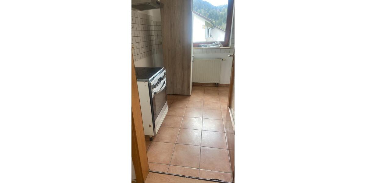 Etagenwohnung Schramberg - 4 Zimmer, 105 m&sup2;, 1.200&euro; | Angebot:26256472