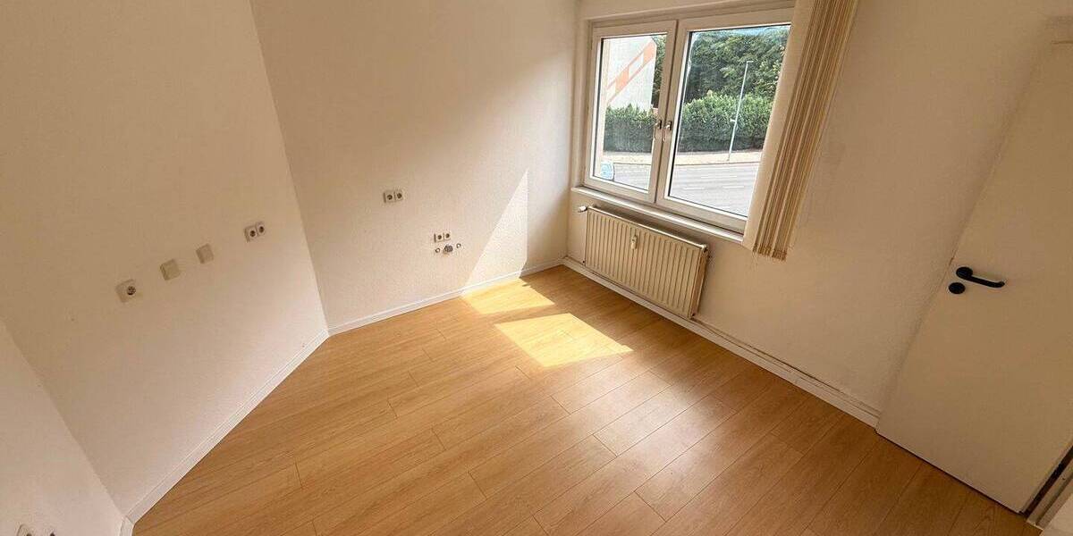 Etagenwohnung Gelsenkirchen Feldmark - 9 Zimmer, 169 m&sup2;, 1.490&euro; | Angebot:26853818