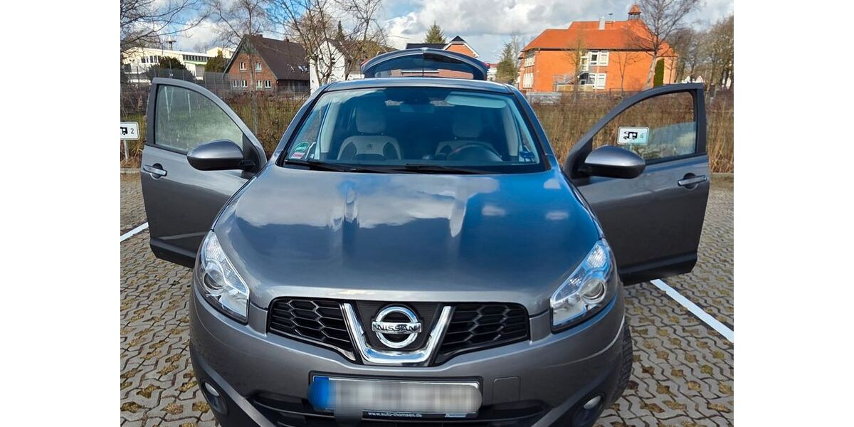 Nissan Qashqai 97.000 km 6.900 &euro; Bad Bramstedt 24576
