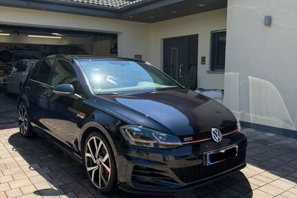 VW Golf 66.000 km 23.999 &euro; Wertheim 97877