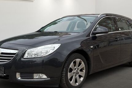 Opel Insignia 225.492 km 1.999 &euro; Berlin 12681