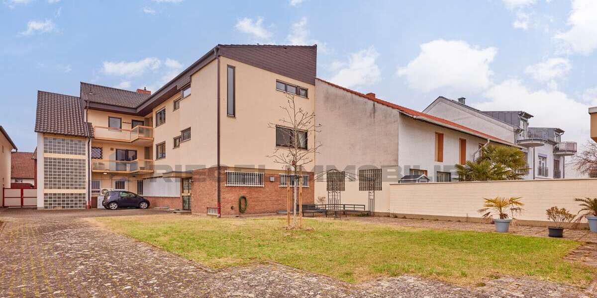 Haus zum Kaufen in Schifferstadt 849.000 € 283.98 m² 9 zimmer