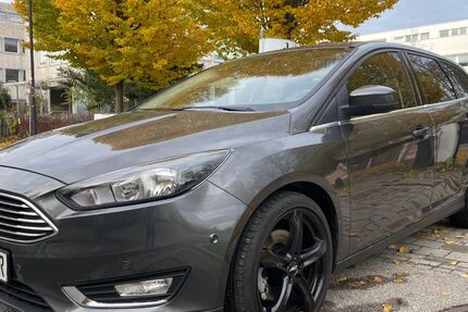 Ford Focus 87.956 km 6.990 &euro; Riemerling 85521