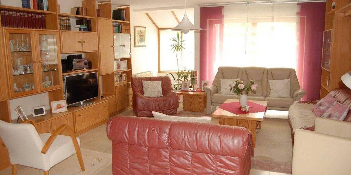 Doppelhaushälfte Hilzingen - 4 Zimmer, 116 m&sup2;, 550.000&euro; | Angebot:26789787