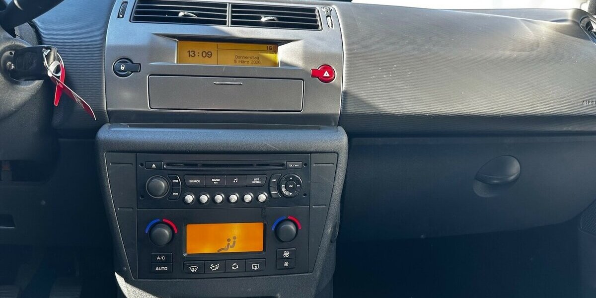 Citroen C4 Tonic 140.300 km 5.995 &euro; Meißen 01662