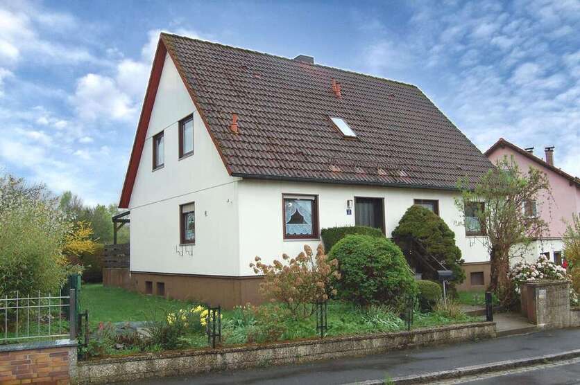 Haus zum Kaufen in Tirschenreuth 150.000 € 120 m²