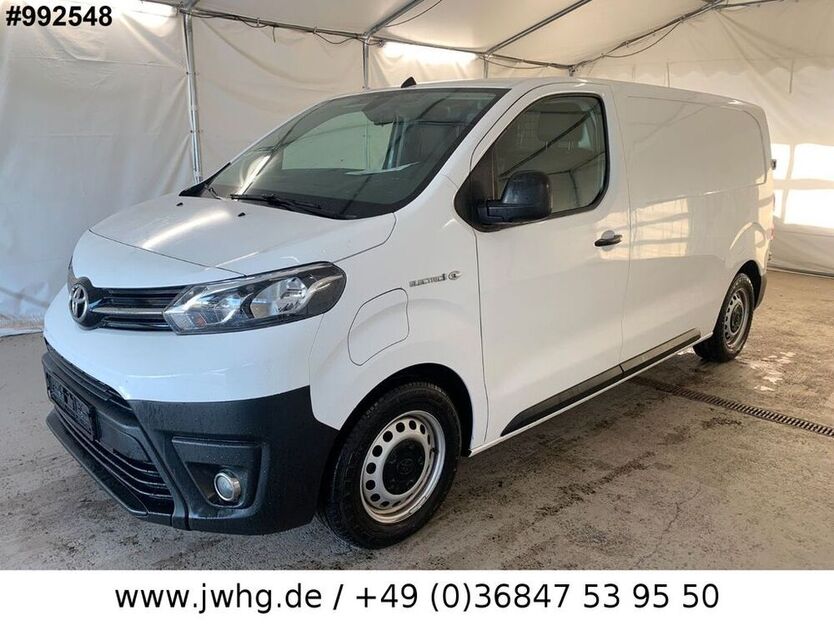 Proace (Verso)