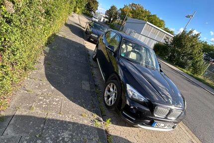 BMW X1 198.000 km 10.900 &euro; Bonn 53117