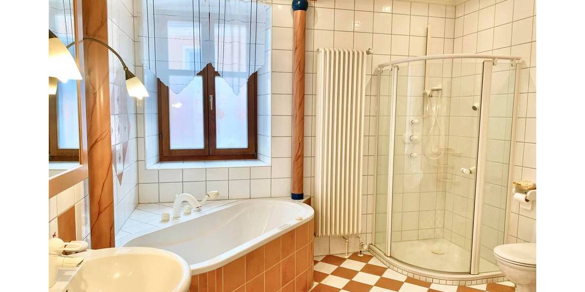 Mehrfamilienhaus, Wohnhaus Eslarn - 2 Zimmer, 200 m&sup2;, 395.000&euro; | Angebot:24043678