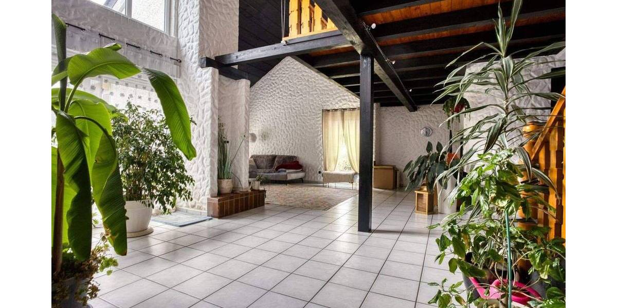 Einfamilienhaus Bayreuth Aichig - 7 Zimmer, 230 m&sup2;, 685.000&euro; | Angebot:26852041