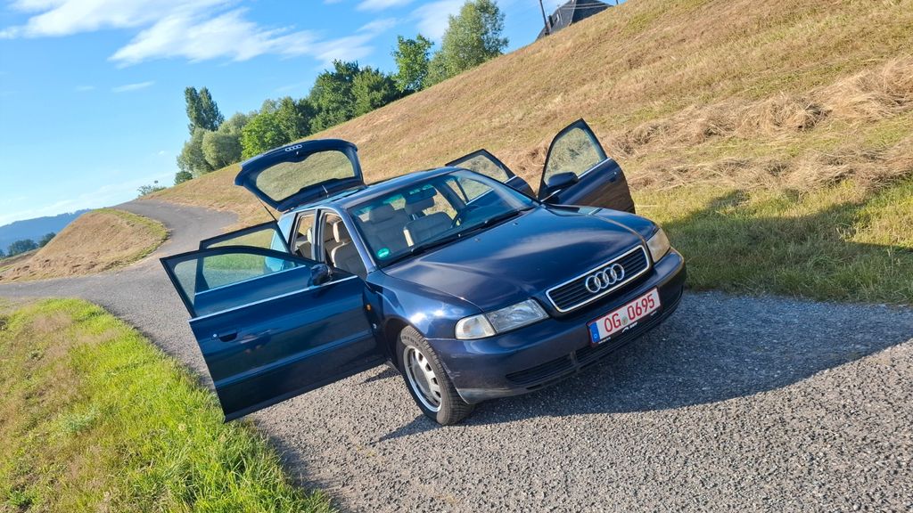 Audi A4 248.000 km 2.000 &euro; Zell a.H. 77736