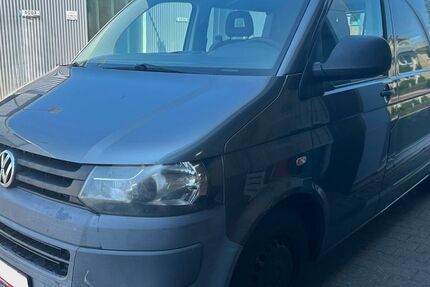 VW T5 Transporter 280.000 km 7.990 &euro; Frankfurt am Main 60486