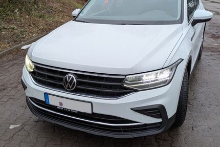 VW Tiguan 48.900 km 22.600 &euro; Lüneburg 21335