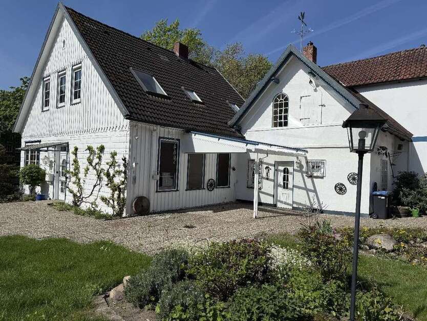 Haus zum Kaufen in Celle 370.000 € 138 m²