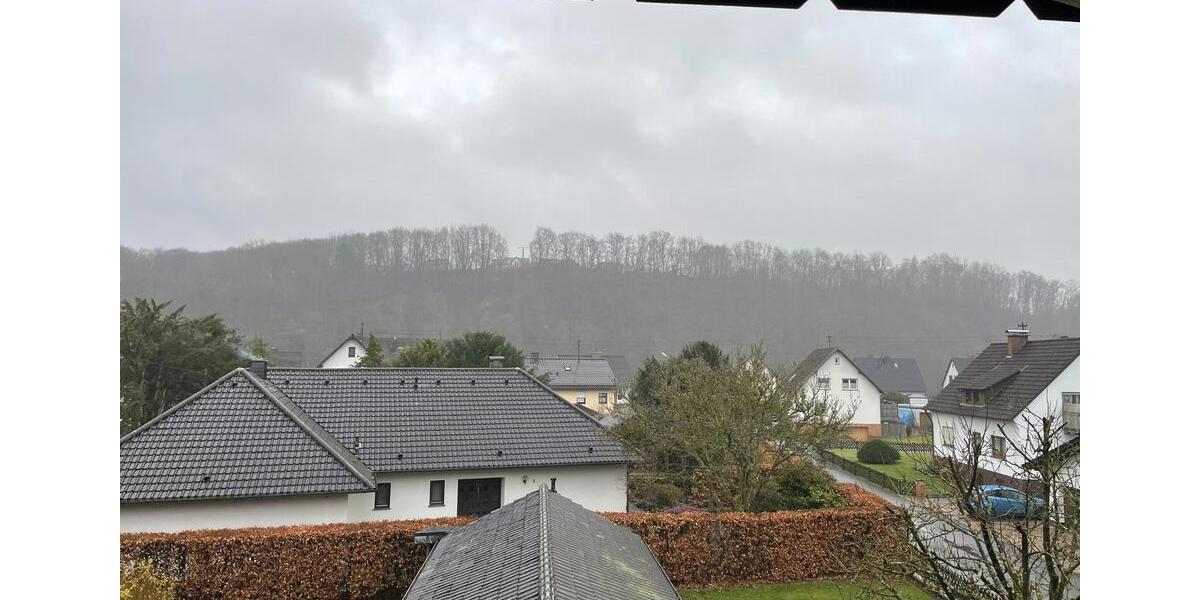 Dachgeschoßwohnung Windeck - 3 Zimmer, 95 m&sup2;, 750&euro; | Angebot:25307156