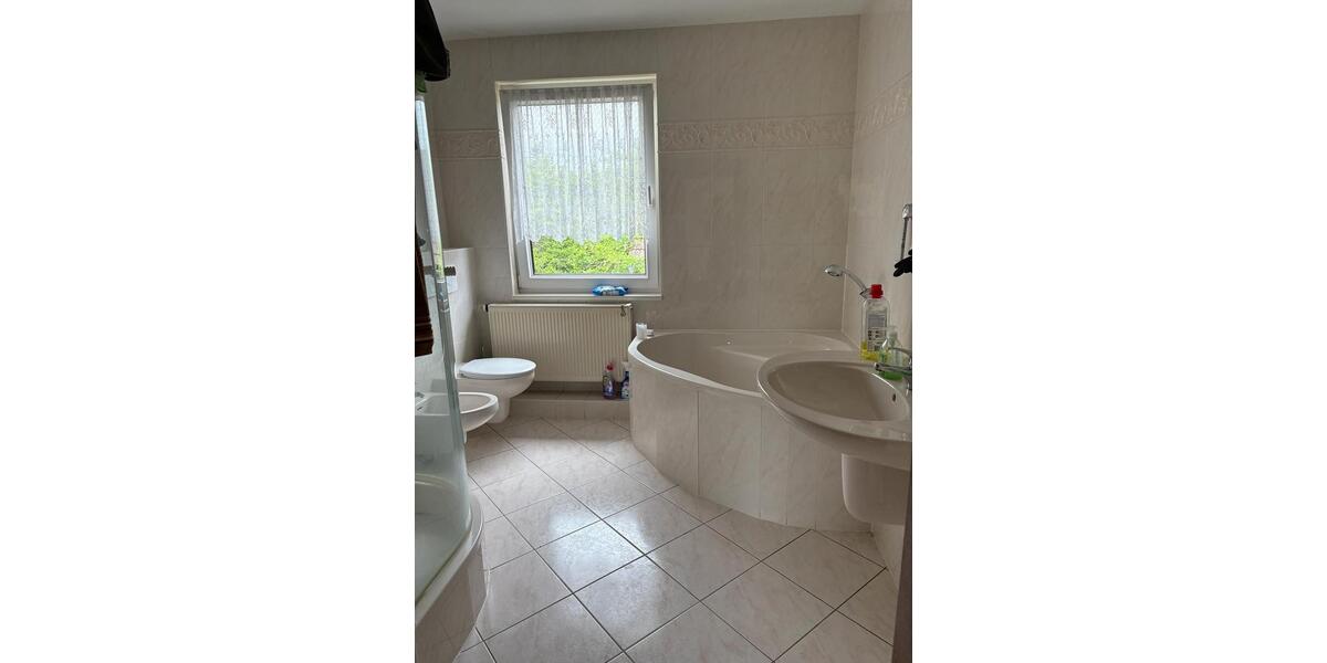 Einfamilienhaus Pößneck - 143.000&euro; | Angebot:27086411