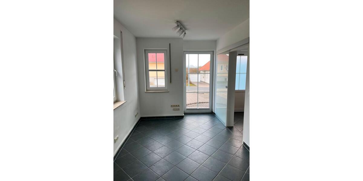 Doppelhaushälfte Dingelstädt - 5 Zimmer, 127 m&sup2;, 260.000&euro; | Angebot:26900808