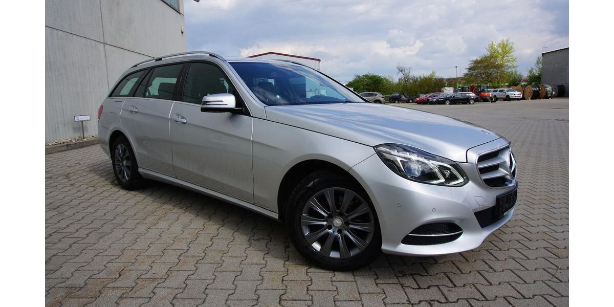 Mercedes-Benz E 220 78.516 km 19.950 &euro; Parkstetten 94365