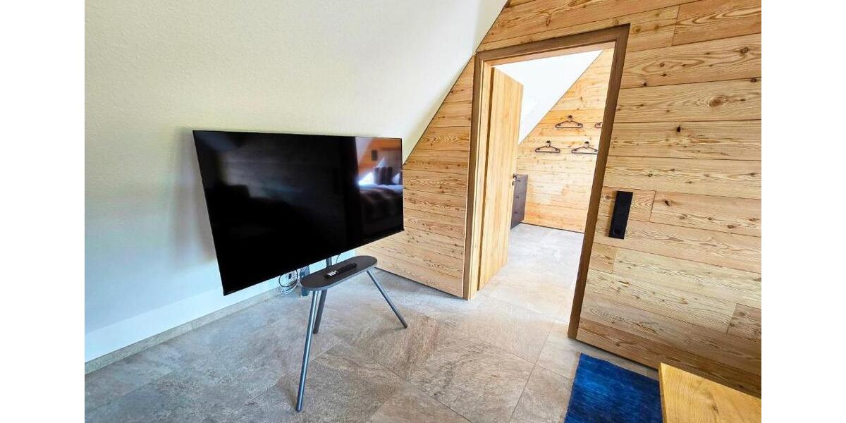 Dachgeschoßwohnung Meersburg - 2 Zimmer, 52 m&sup2;, 359.000&euro; | Angebot:26764455