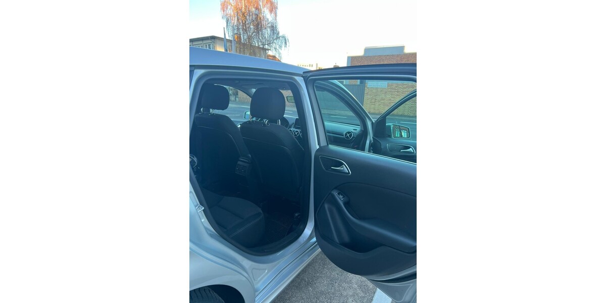 Mercedes-Benz b180 199.600 km 9.000 &euro; Heusenstamm 63150
