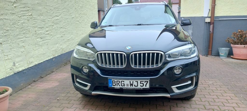 BMW X5 249.000 km 19.999 &euro; Schermen 39291