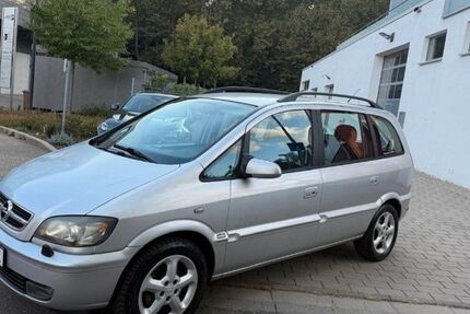 Opel Zafira 126.500 km 3.800 &euro; Stuttgart 70190