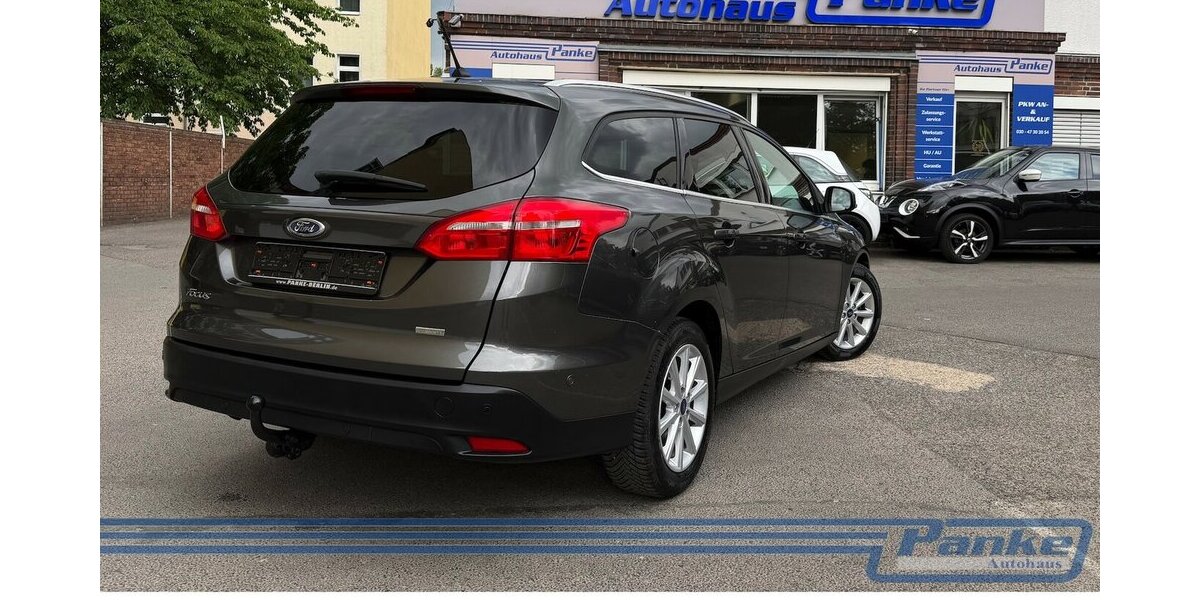Ford Focus Titanium*AHK*SHZ*Tempo*Keyless*Navi* 117.279 km 8.900 &euro; Berlin 13187