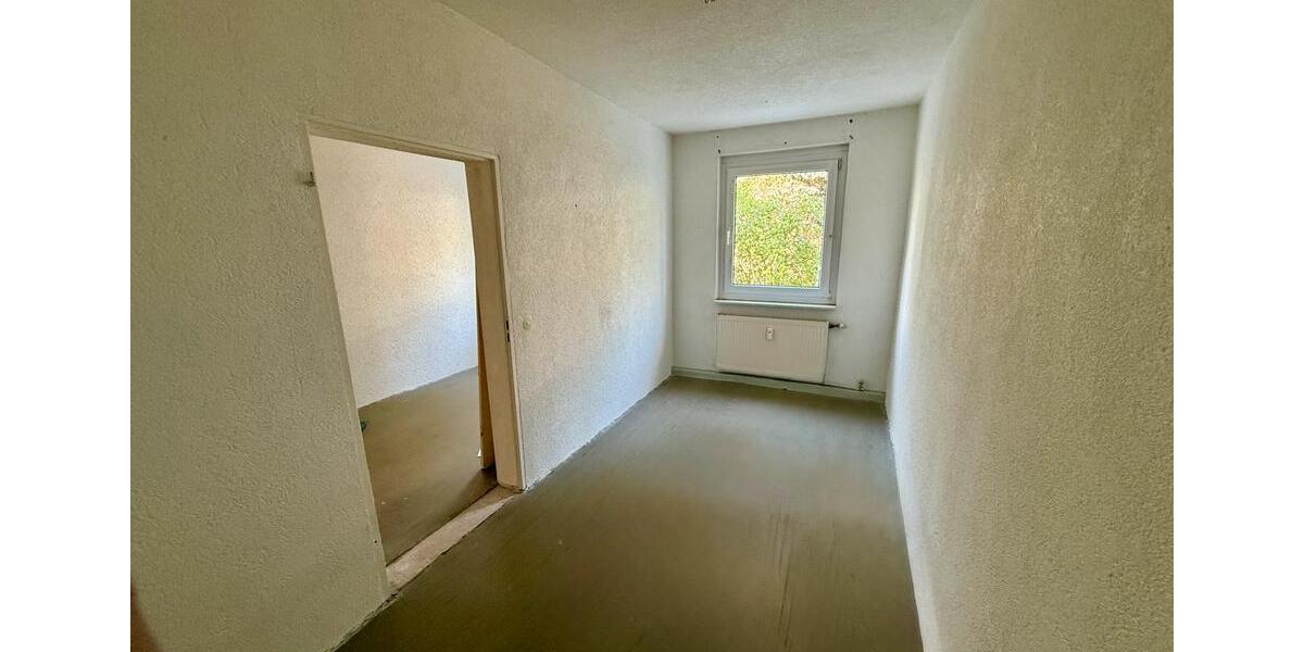 Hochparterre Eckartsberga - 4 Zimmer, 68 m&sup2;, 65.000&euro; | Angebot:27413896
