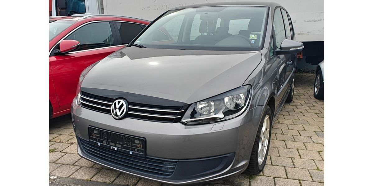 VW Touran 258.000 km 3.500 &euro; Kirchvers 35102