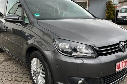 VW Touran 164.000 km 10.990 &euro; München 81825