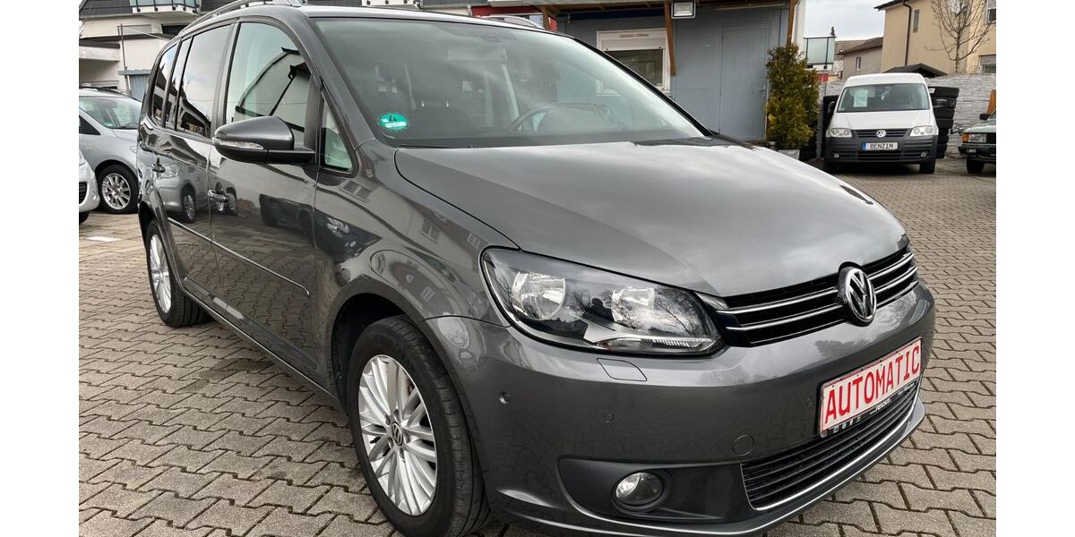 VW Touran 164.000 km 10.990 &euro; München 81825