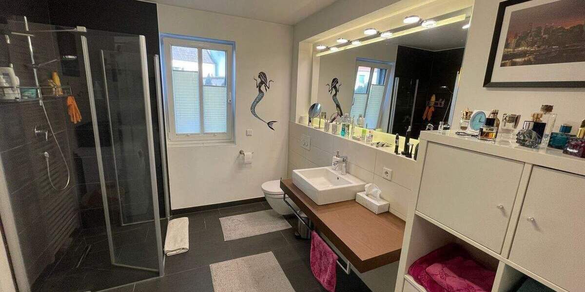 Etagenwohnung Euerbach - 3 Zimmer, 90 m&sup2;, 348.000&euro; | Angebot:25802373