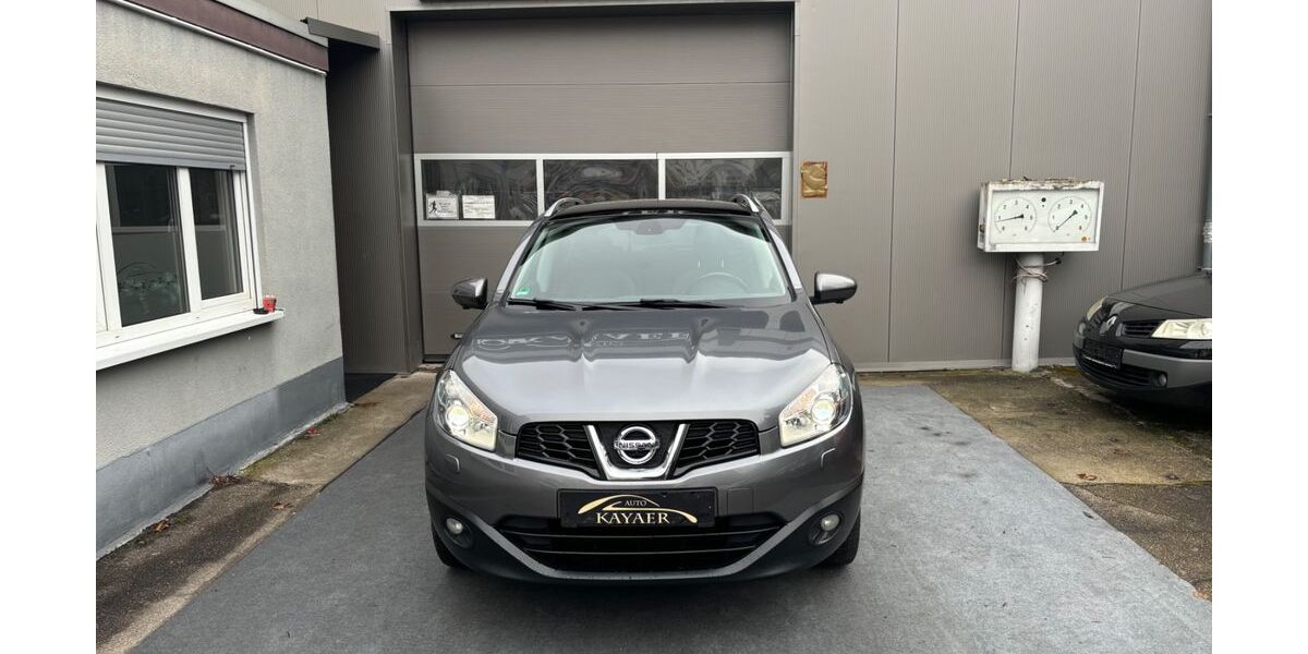 Nissan Qashqai 89.000 km 10.300 &euro; Mutterstadt (Kreis Ludwigshafen) 67112