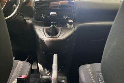 Peugeot Rifter 180.000 km 10.000 &euro; Kiel 24109