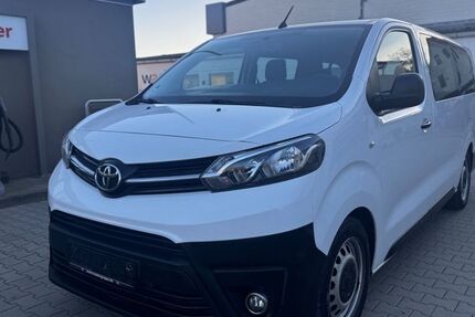 Toyota Proace (Verso) 231.000 km 12.899 &euro; Nörten Hardenberg 37176