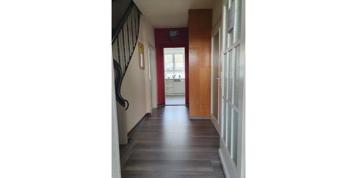 Doppelhaushälfte Arnstadt - 4 Zimmer, 145 m&sup2;, 2.500&euro; | Angebot:26090900