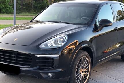 Porsche Cayenne 233.000 km 22.990 € Postbauer-Heng 92353