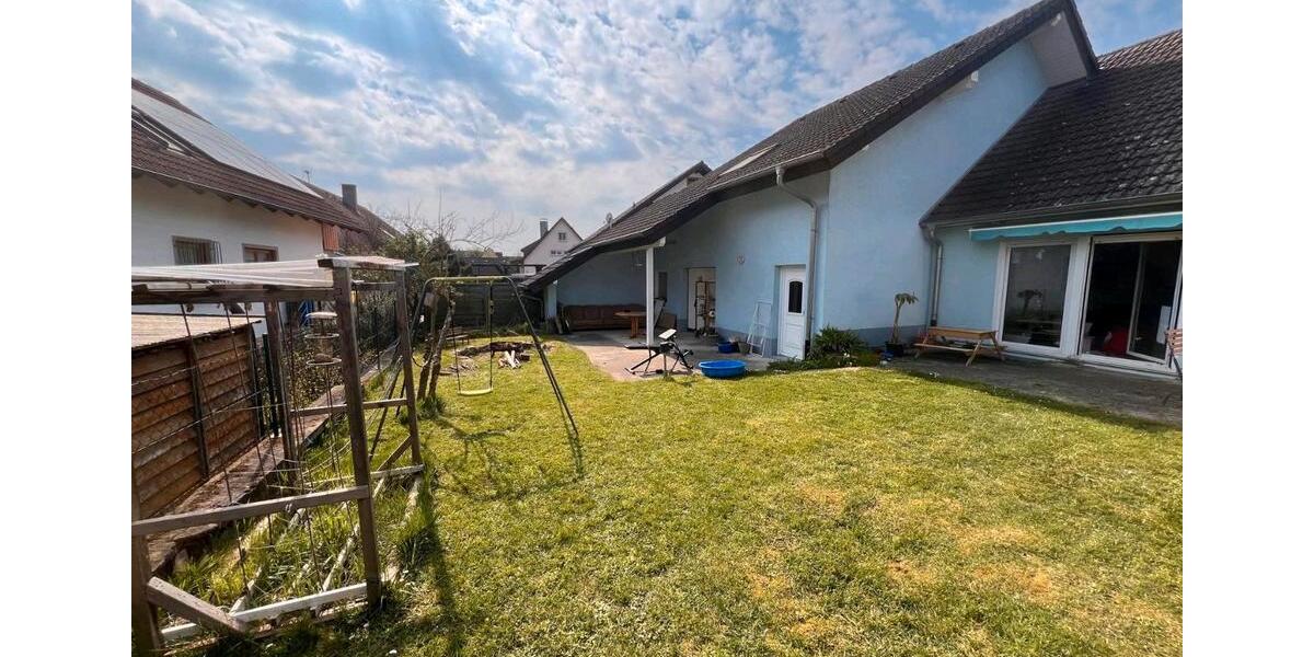 Einfamilienhaus Ihringen - 8 Zimmer, 214 m&sup2;, 1.900&euro; | Angebot:26227246