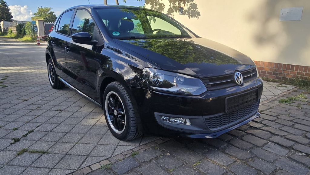 VW Polo 161.000 km 3.990 &euro; Leipzig - Ost 04328