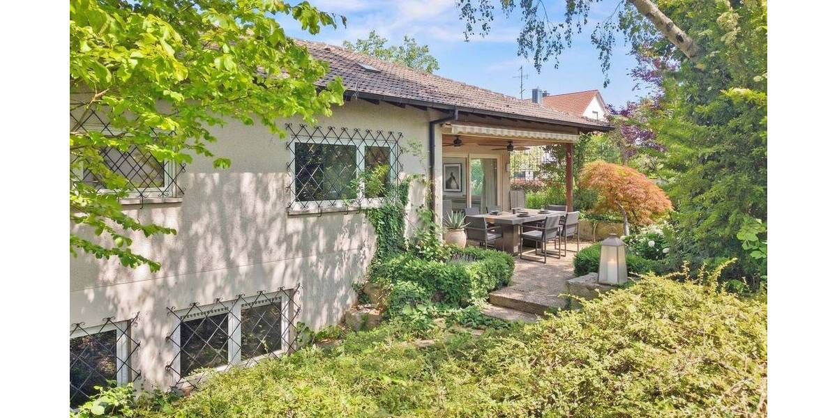 Einfamilienhaus Singen (Hohentwiel) Singen - 6 Zimmer, 235 m&sup2;, 695.000&euro; | Angebot:26835277