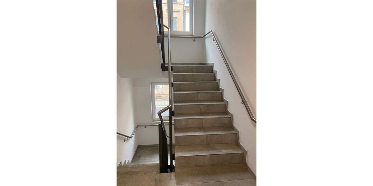 Stötteritz* Neubau* Zweitbezug* altersgerechte Whg* hell* Balkon hofseitig* offene Küche mit EBK 2 zimmer