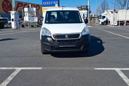 Peugeot Partner 110.000 km 5.950 &euro; Salzkotten 33154