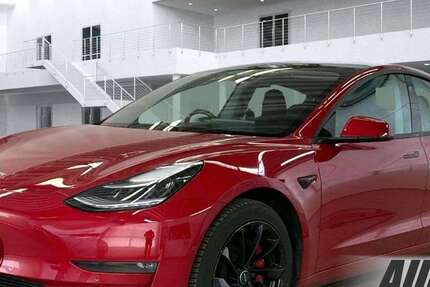 Tesla Model 3 47.350 km 24.400 &euro; Schöningen 38364