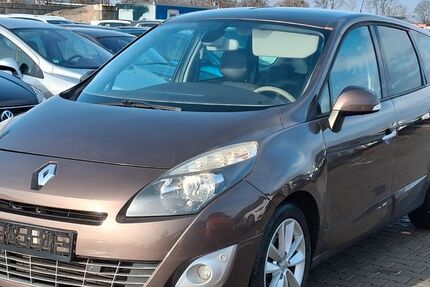 Renault Scenic 241.000 km 2.299 &euro; Mittenwalde 15749