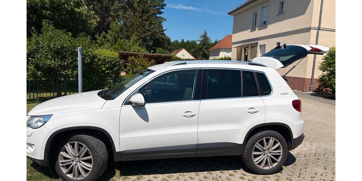 VW Tiguan 220.390 km 3.200 &euro; Lauta 02991
