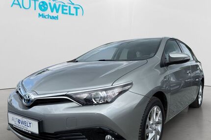 Toyota Auris 67.128 km 14.990 &euro; Beckdorf 21643